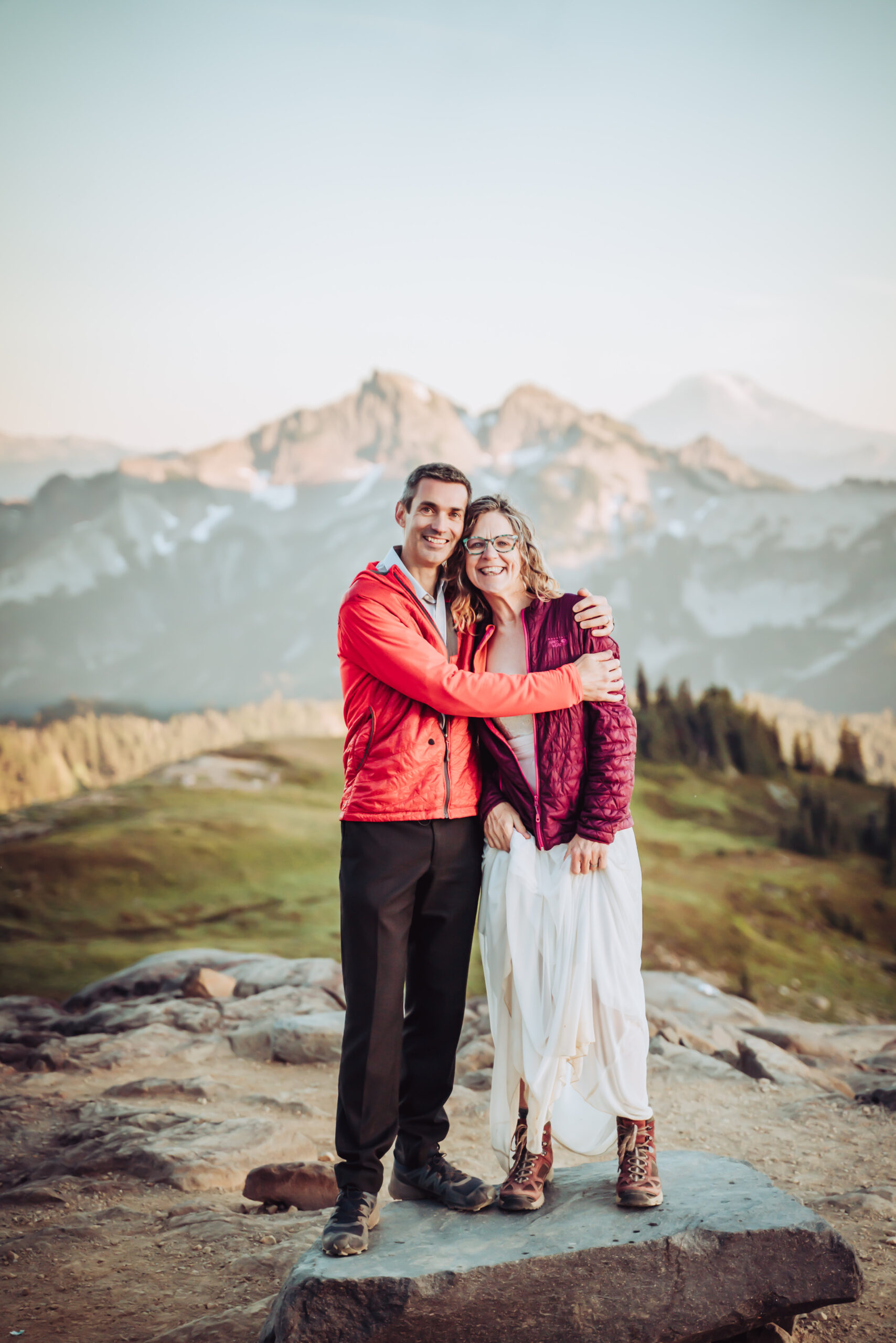 a couple that eloped in Mount Rainier