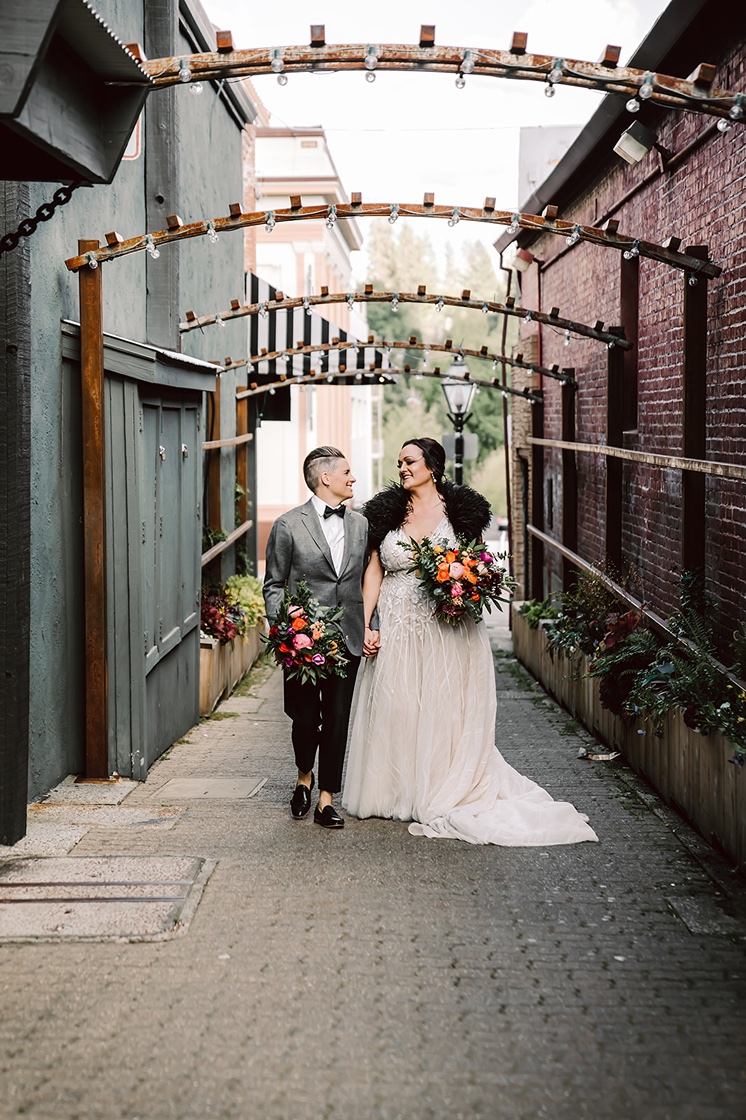 Couples portraits after the Holbrooke Hotel wedding