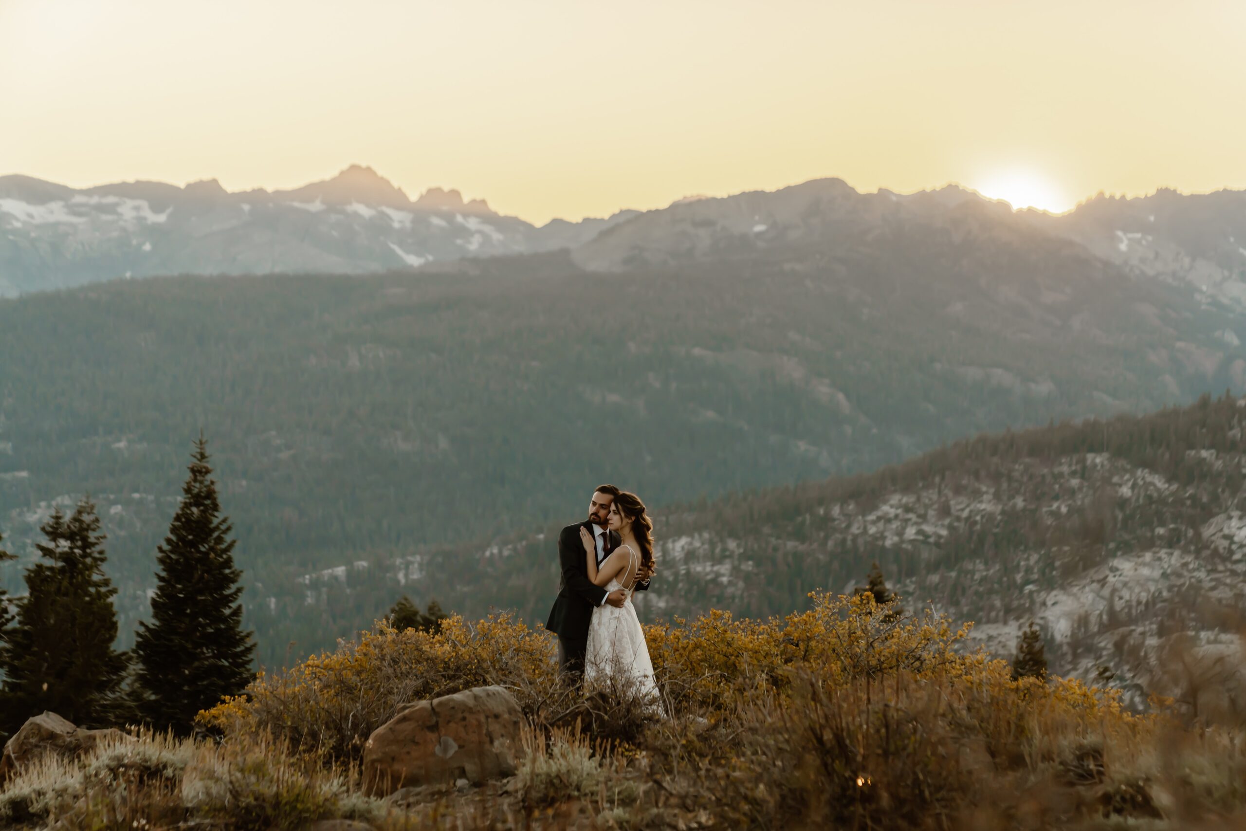 Bride and groom at sunset in Mammoth Lakes