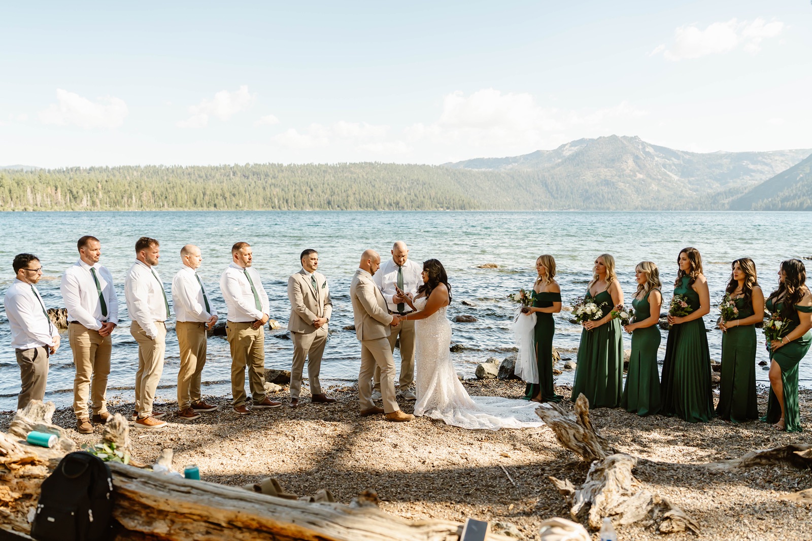 Bride and groom say vows at Leaf Lake elopement ceremony