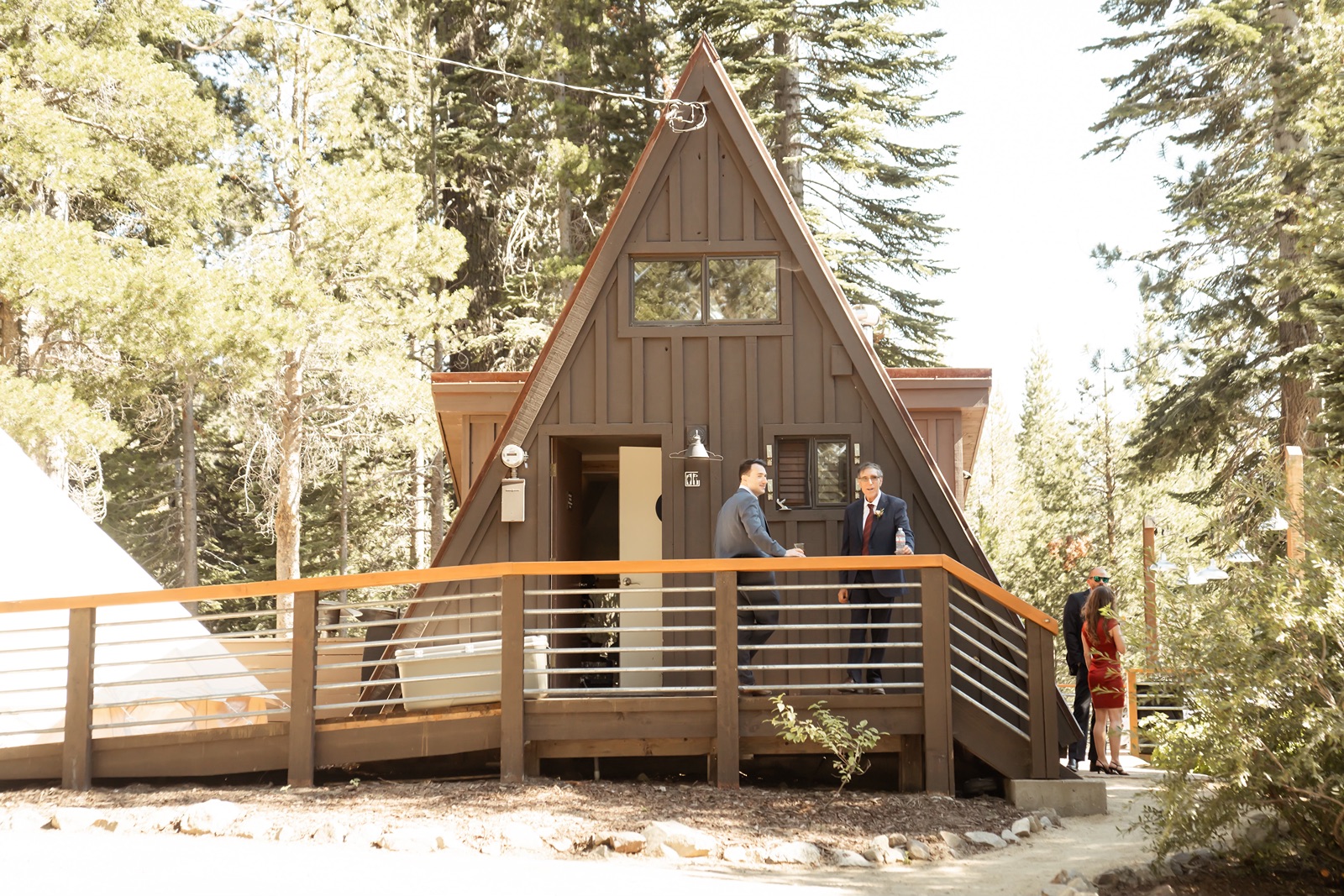 Wedding ceremony and reception at Lake Mary Cabin