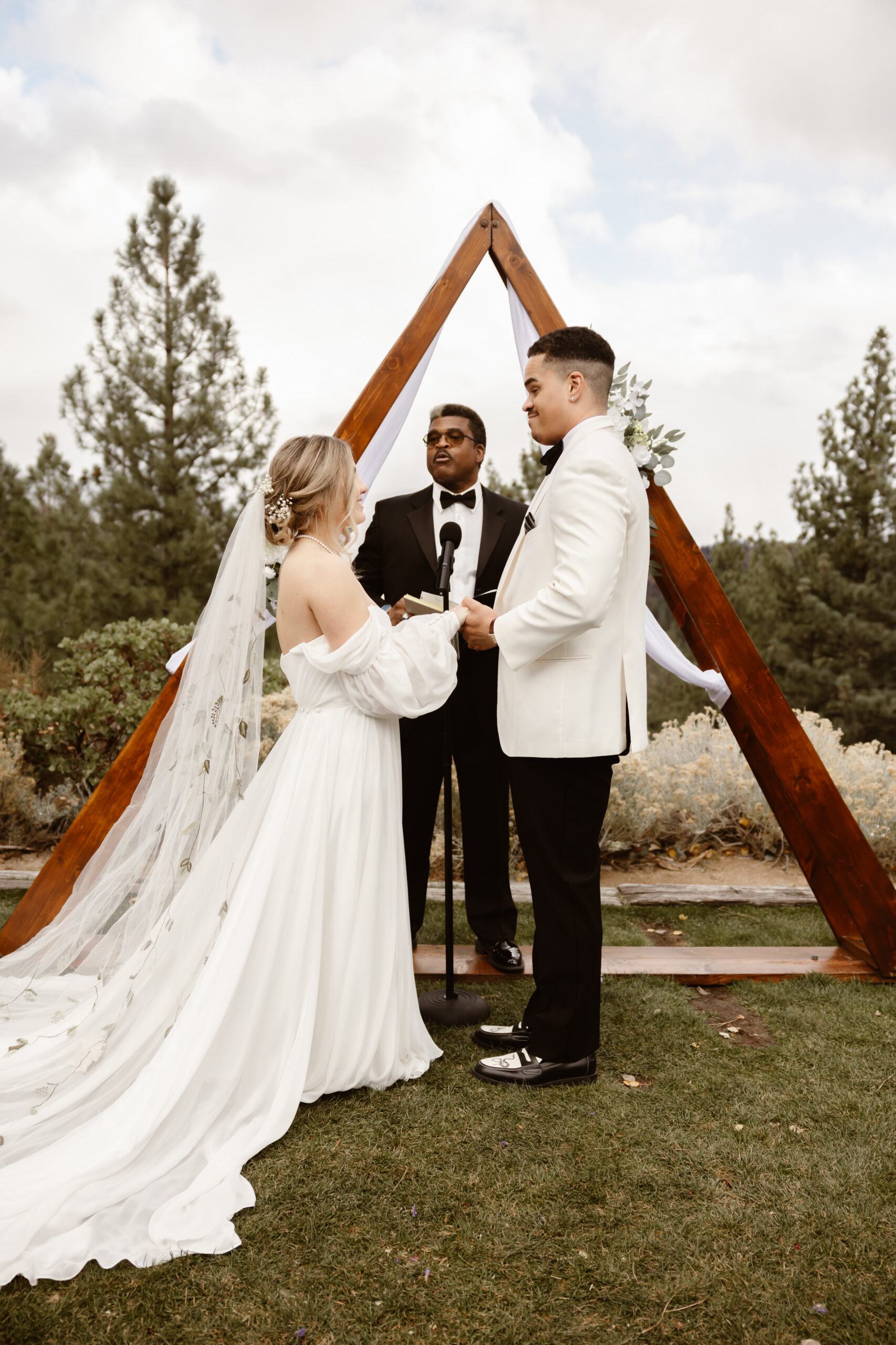 Bride and groom say vows at their Lake Tahoe wedding